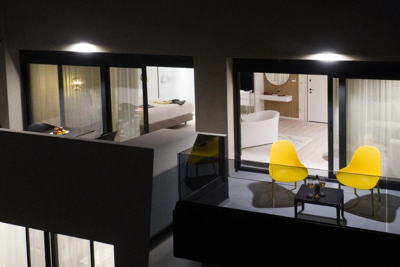 Incanto Boutique Suites - Mets Atene Esterno foto